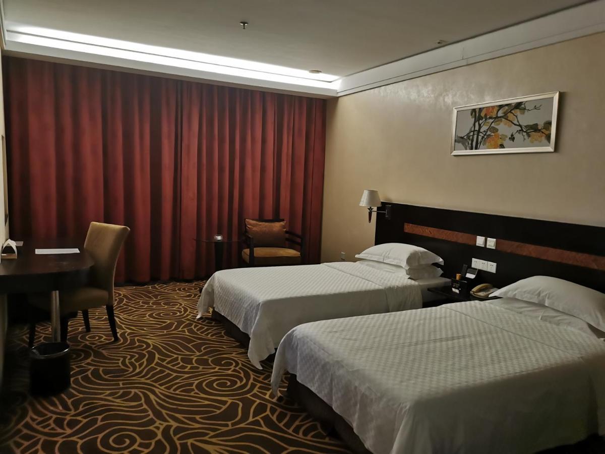 Hua Shi Hotel Guangzhou Exterior photo