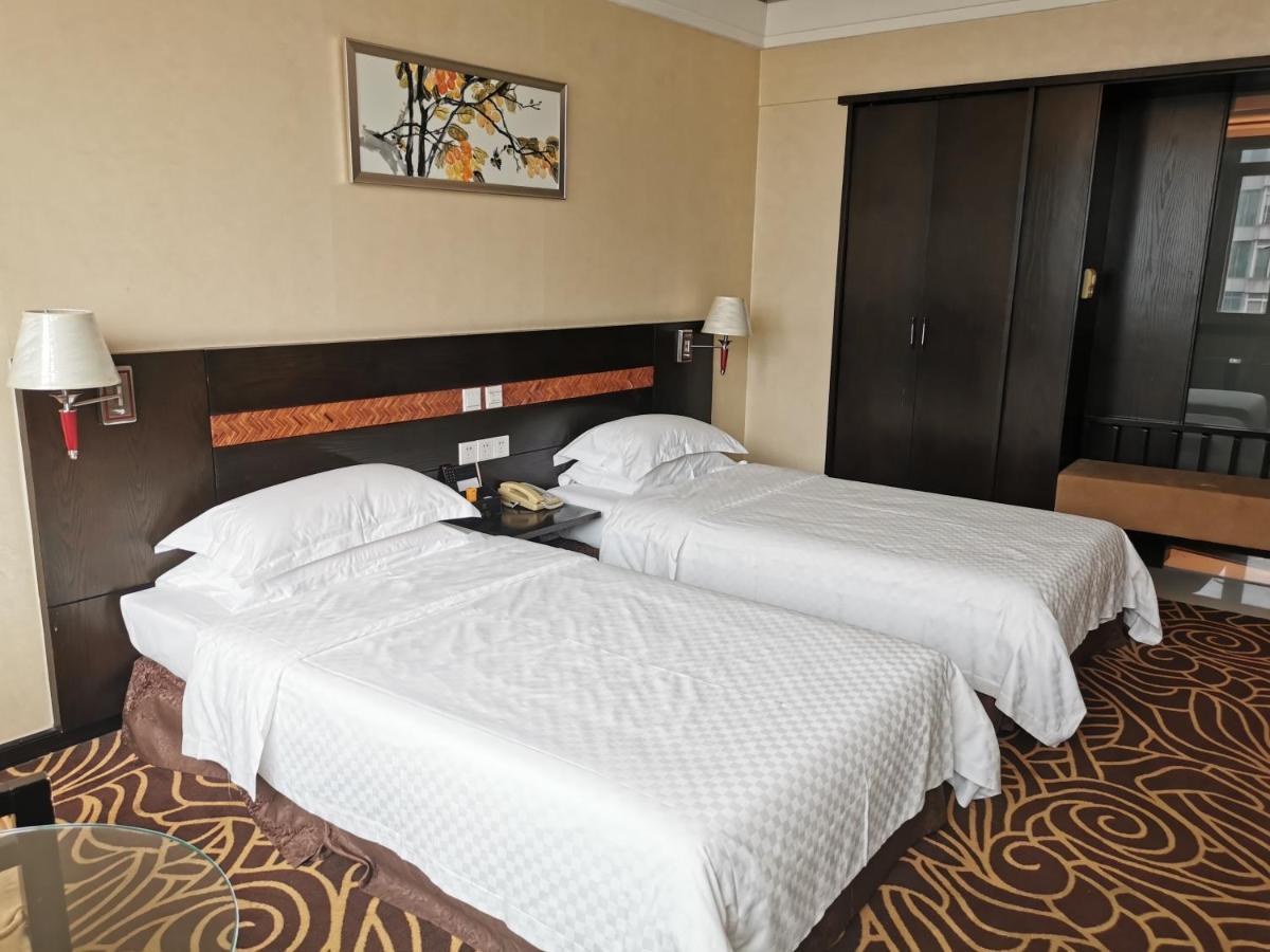 Hua Shi Hotel Guangzhou Exterior photo