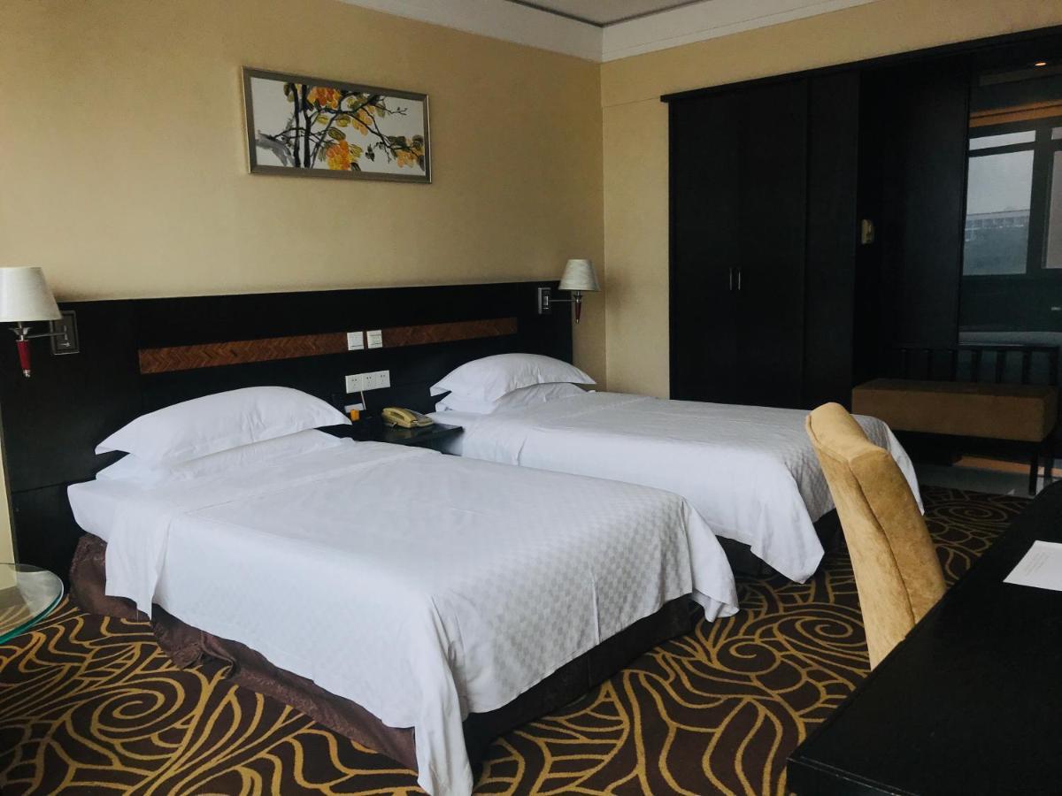 Hua Shi Hotel Guangzhou Exterior photo